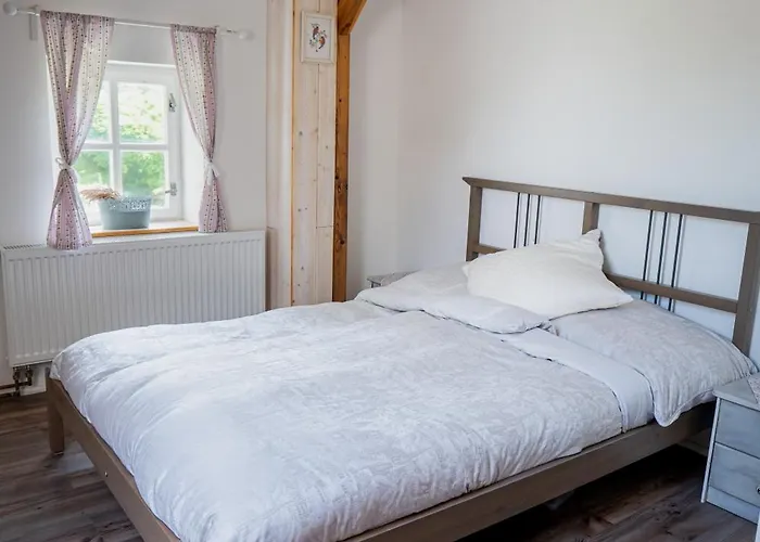 Jizerská Roubenka * Bohdalovice